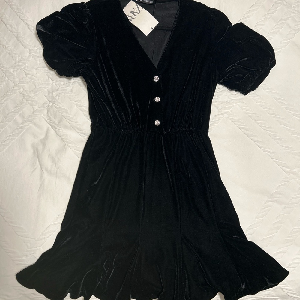 Zara Black Velvet Puff Sleeve V-Neck Dress NWT